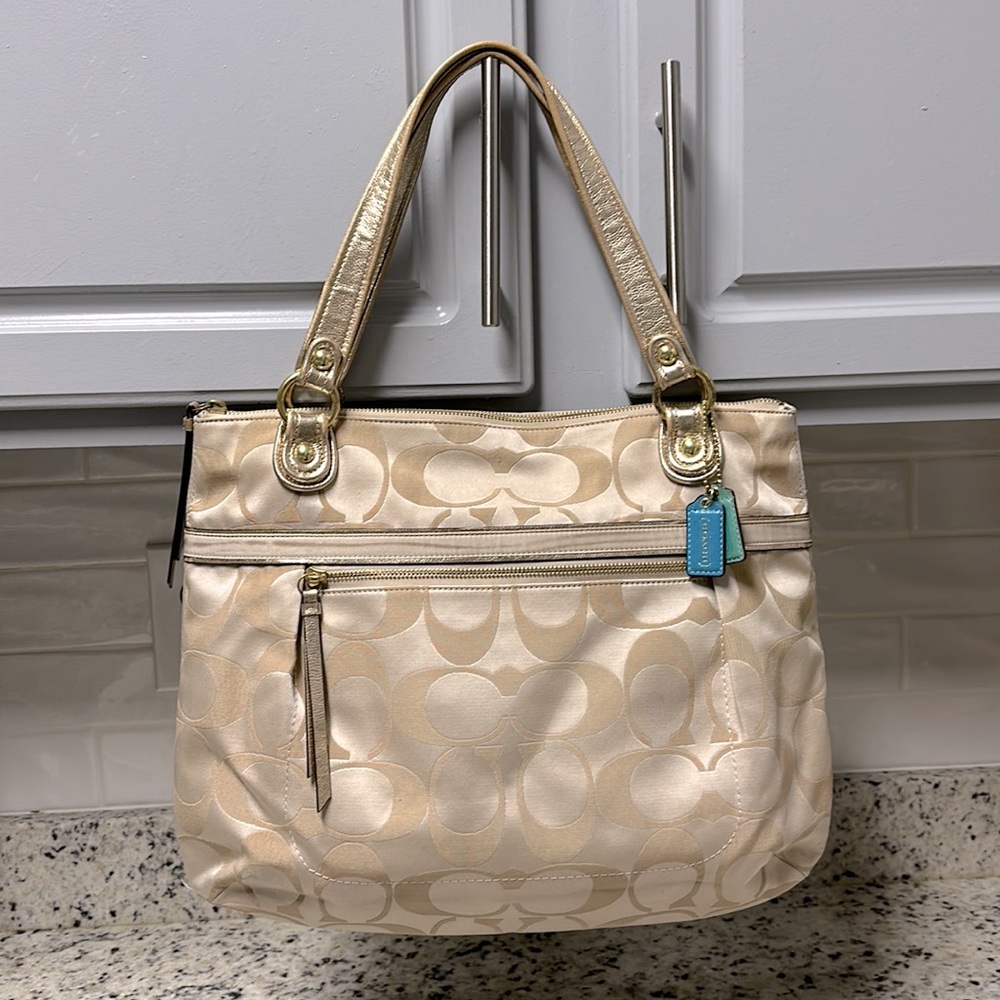 Coach Poppy Signature Glam Large Tote Bag